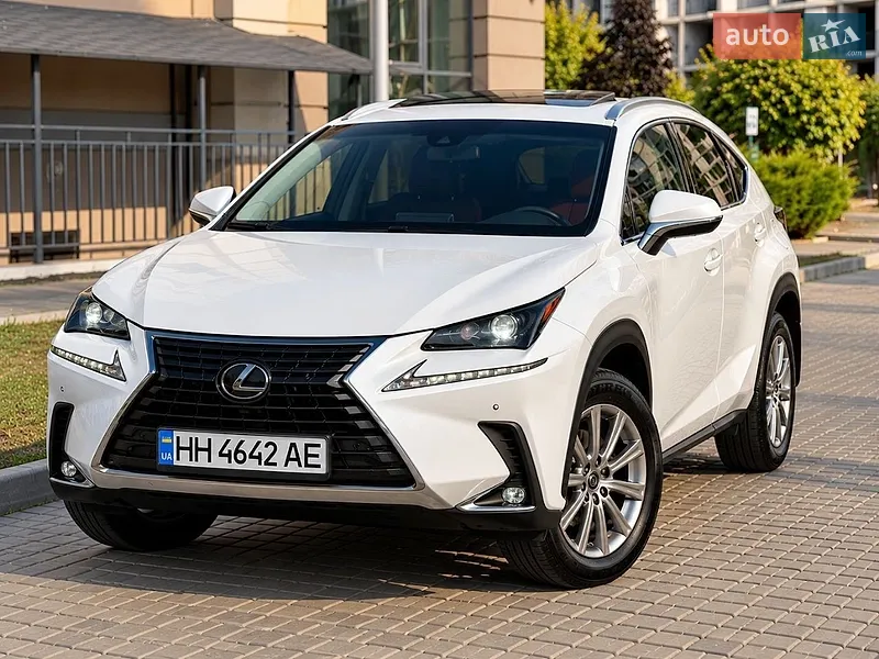 Lexus NX 2021