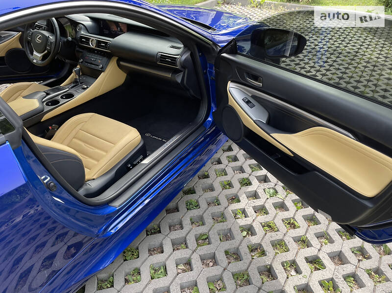 Купе Lexus RC 2018 в Буче