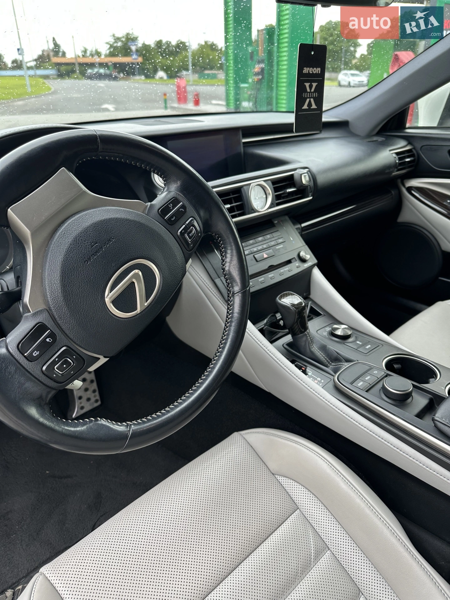 2016 Lexus RC - мініатюра 14