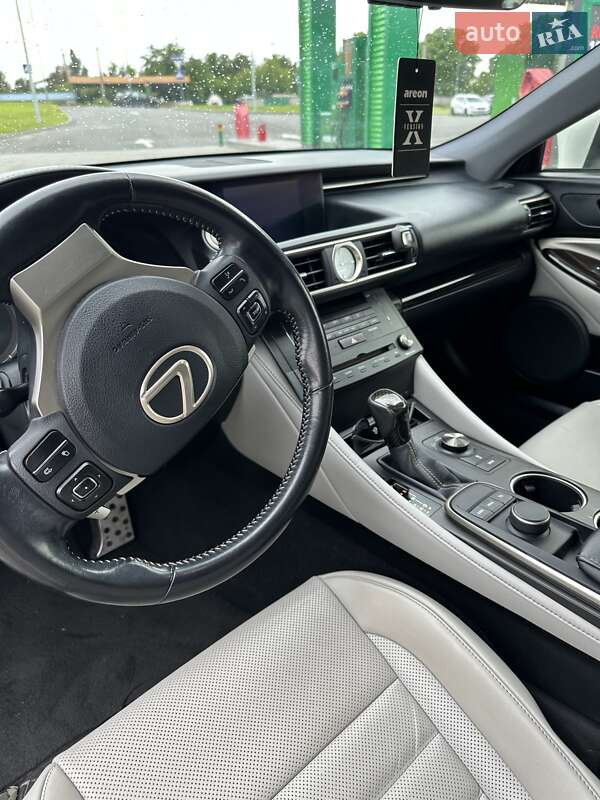 Купе Lexus RC 2016 в Киеве