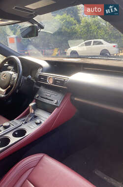 Купе Lexus RC 2017 в 