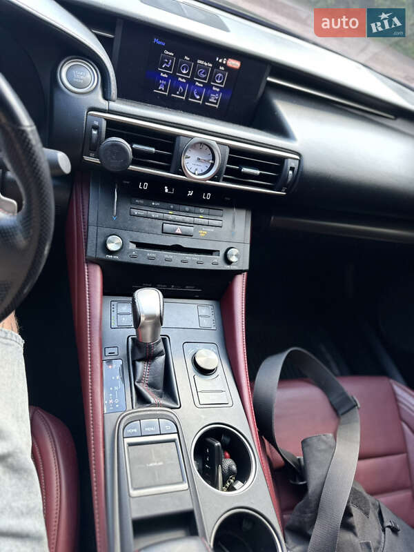 Купе Lexus RC 2016 в Киеве фото 21 Купе Lexus RC 2016 в Киеве