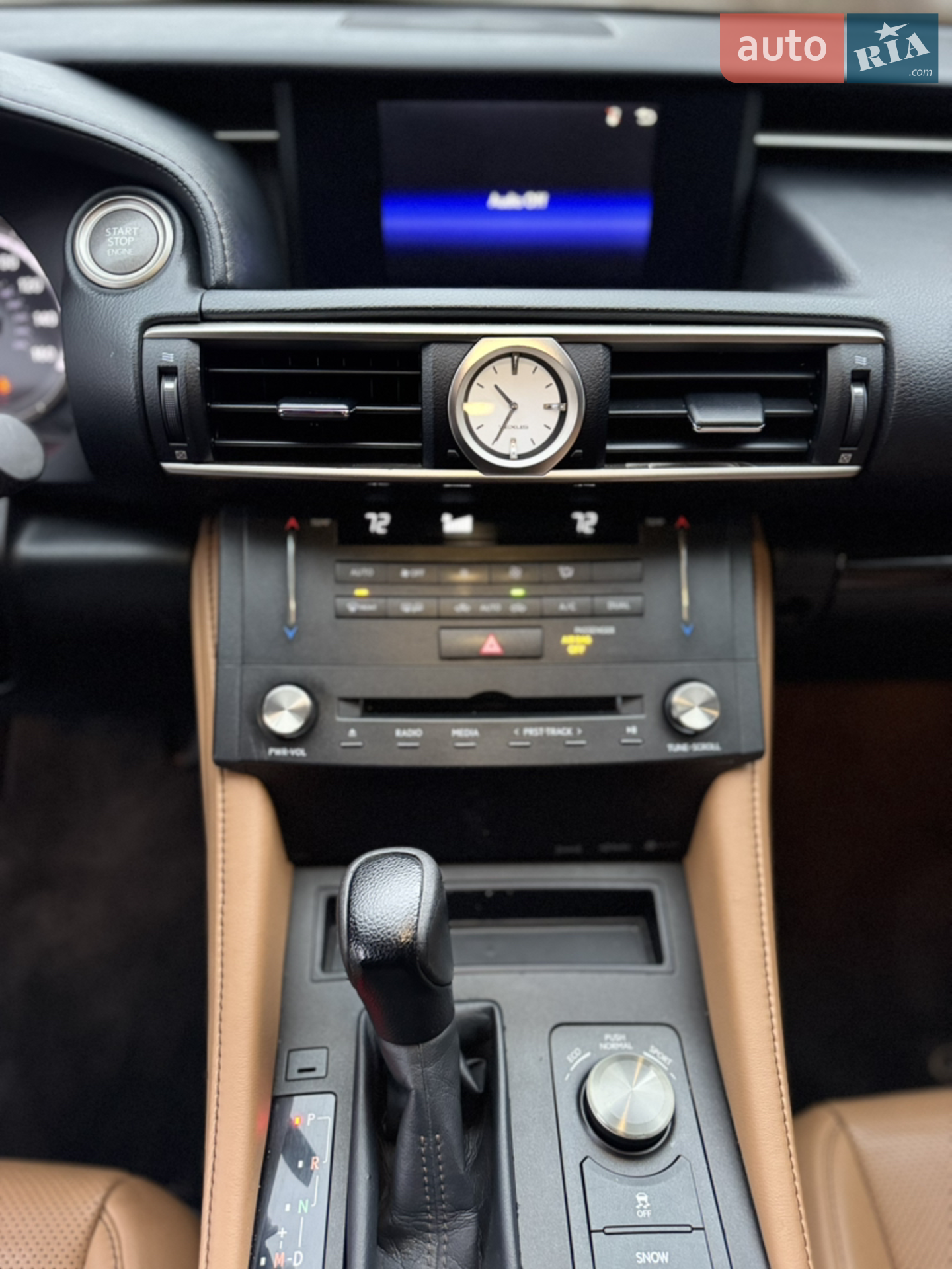 2017 Lexus RC - мініатюра 13