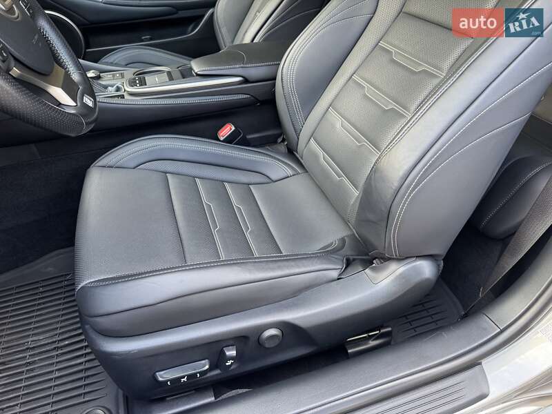 Купе Lexus RC 2017 в Умани