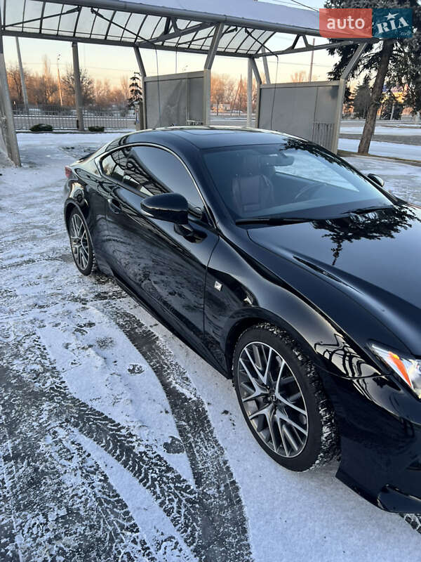 Купе Lexus RC 2017 в Ивано-Франковске