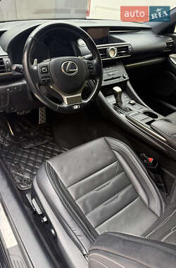 Купе Lexus RC 2015 в Киеве фото 11 Купе Lexus RC 2015 в Киеве