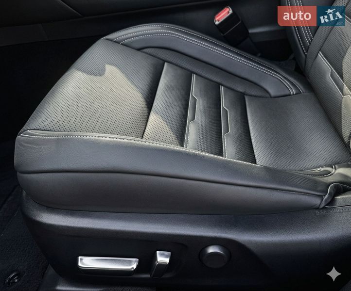 Купе Lexus RC 2019 в Запорожье фото 12 Купе Lexus RC 2019 в Запорожье