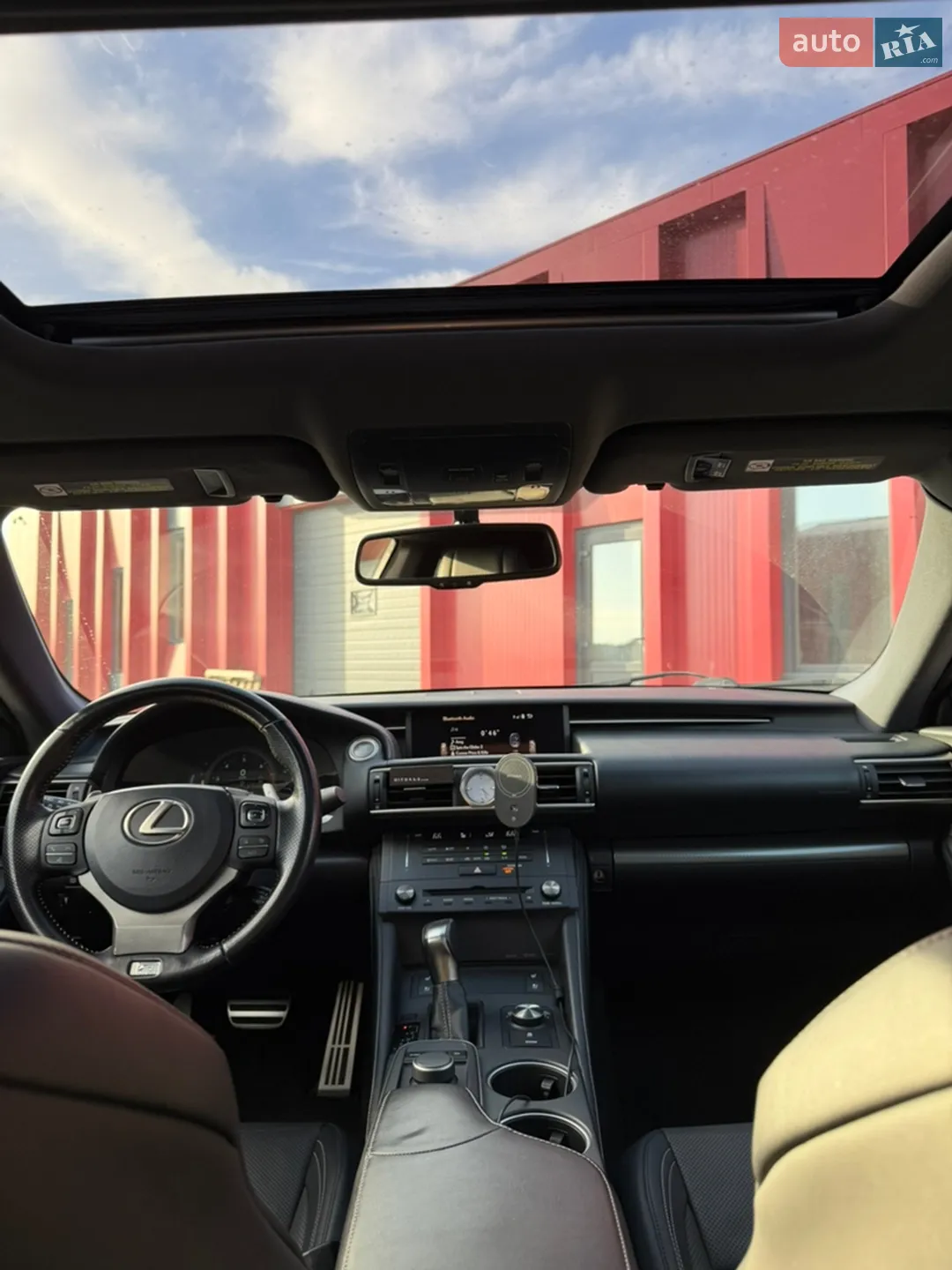 2016 Lexus RC - мініатюра 12
