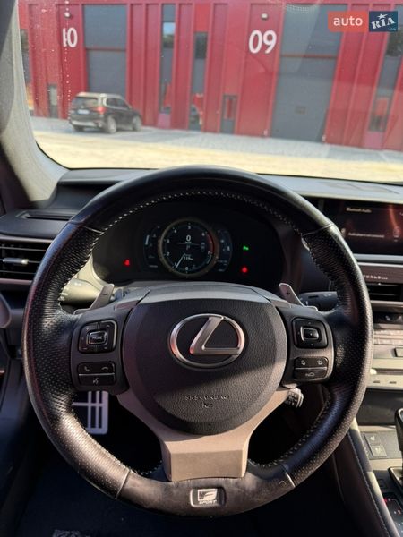 Купе Lexus RC 2016 в Львові