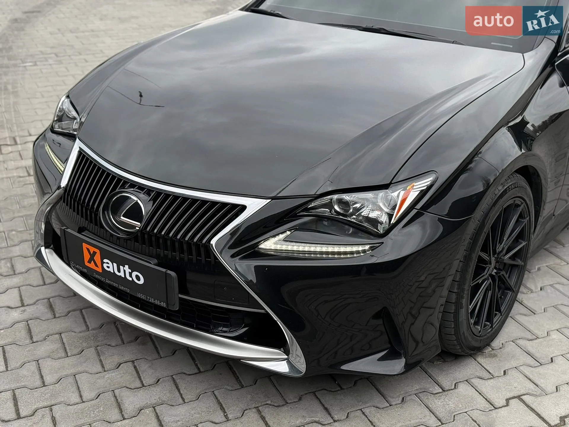 2017 Lexus RC - мініатюра 9