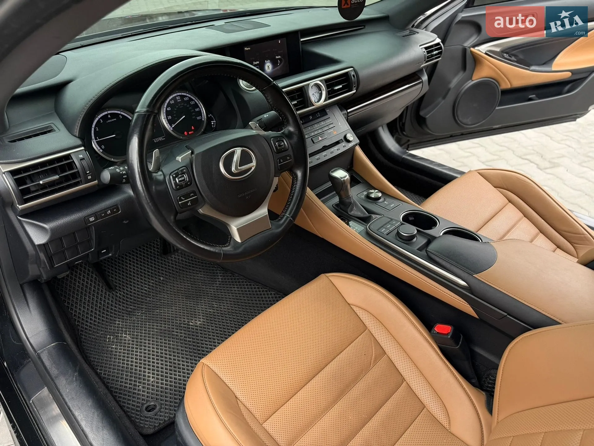 2017 Lexus RC - мініатюра 12