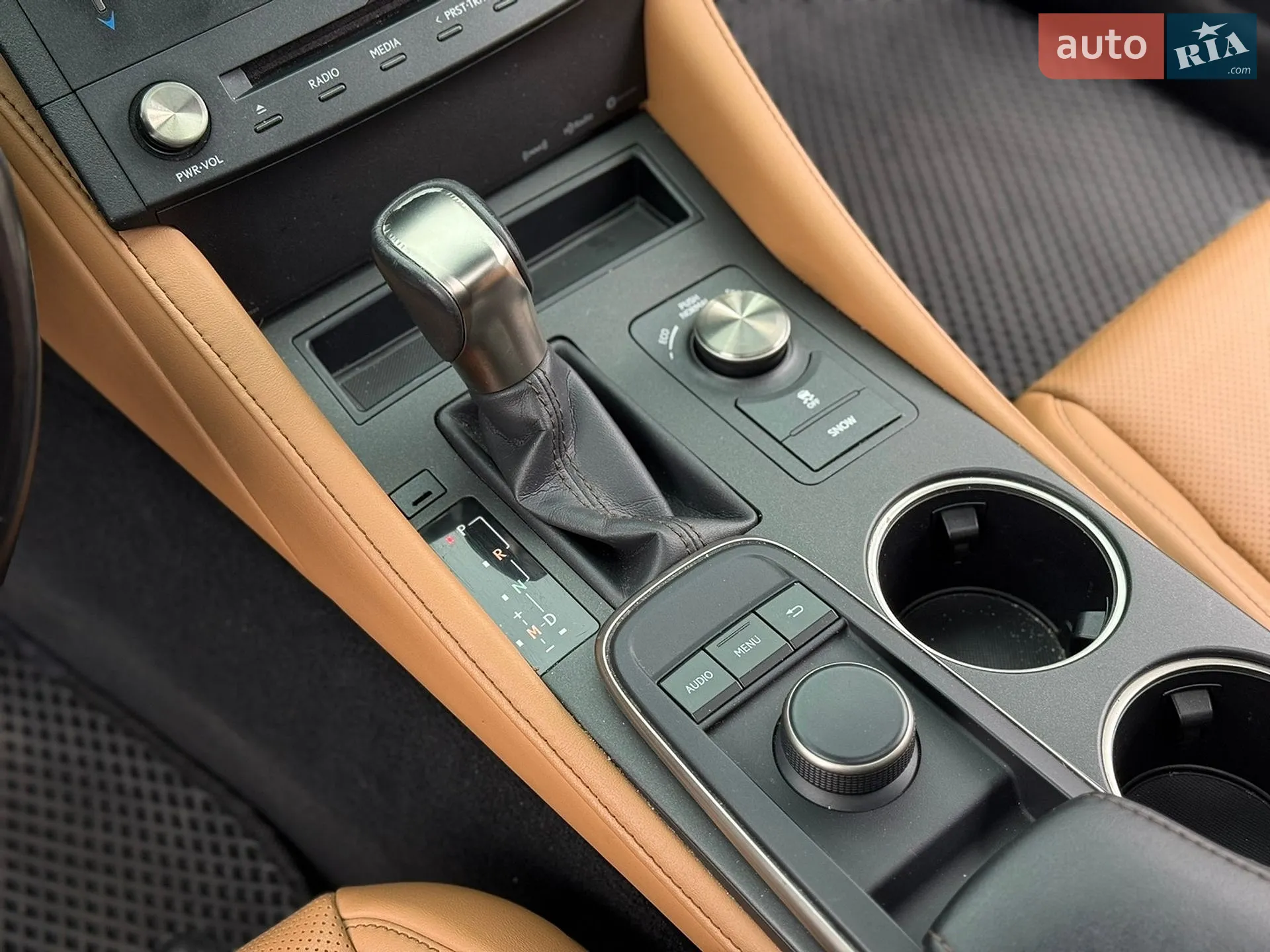 2017 Lexus RC - мініатюра 15