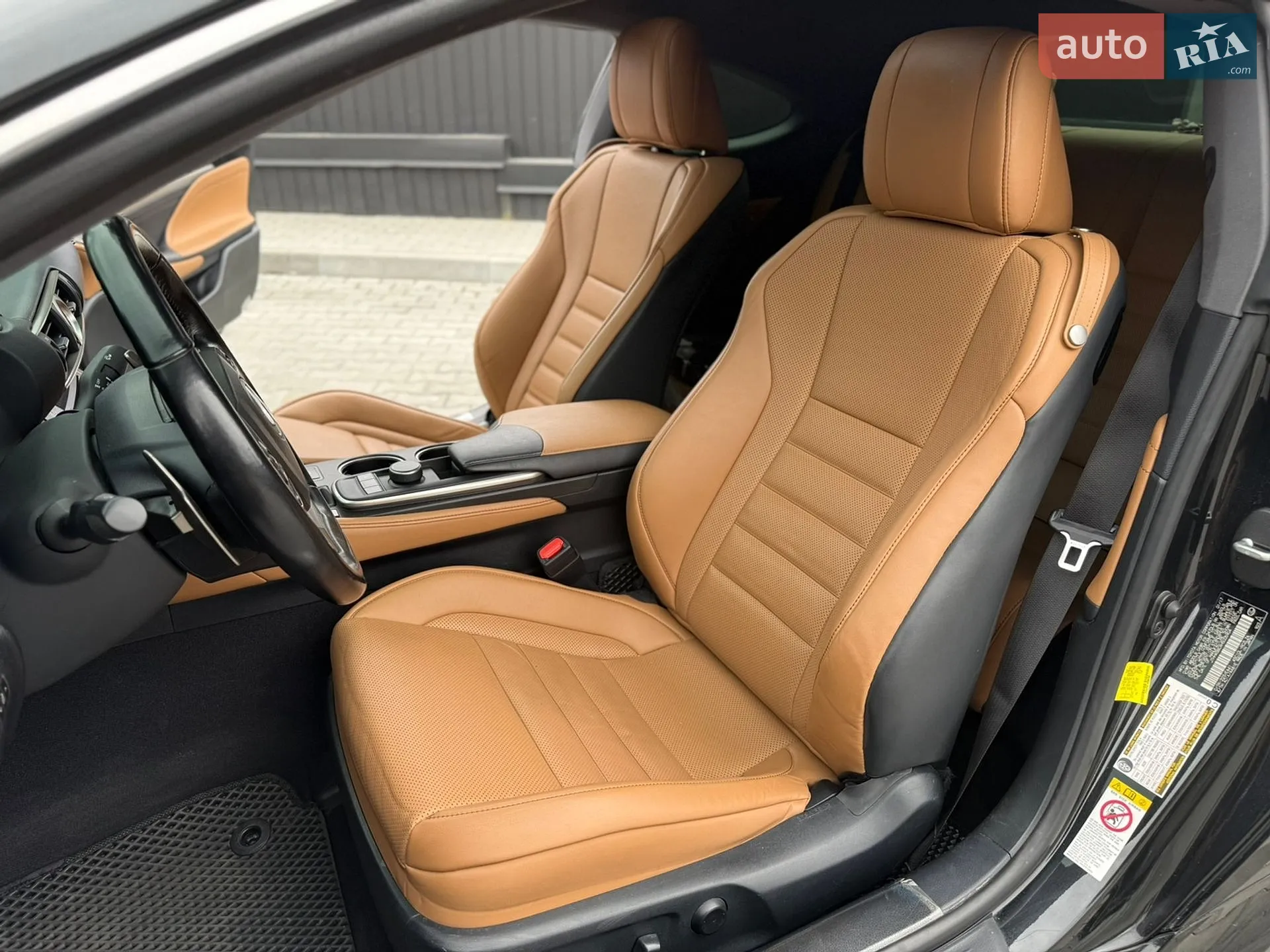 2017 Lexus RC - мініатюра 16