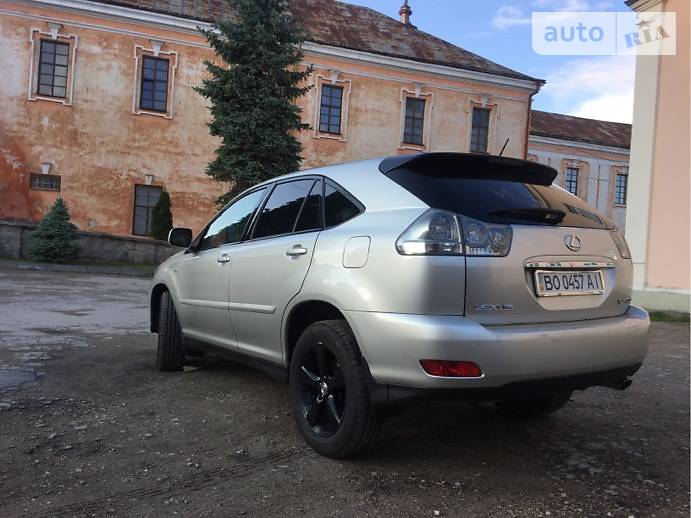 Lexus RX 2005 року