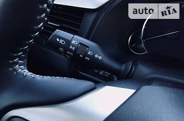 Позашляховик / Кросовер Lexus RX 2016 в 