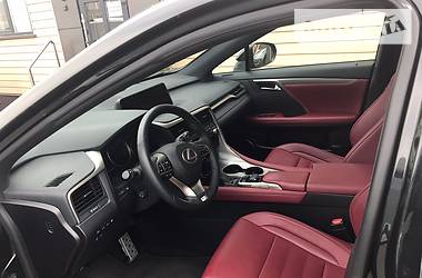Позашляховик / Кросовер Lexus RX 2018 в 