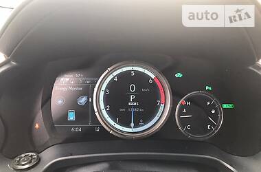 Позашляховик / Кросовер Lexus RX 2018 в 