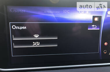 Позашляховик / Кросовер Lexus RX 2018 в 