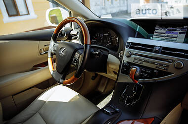 Позашляховик / Кросовер Lexus RX 2010 в Чернівцях