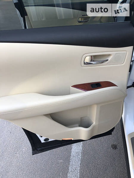 Позашляховик / Кросовер Lexus RX 2010 в Житомирі