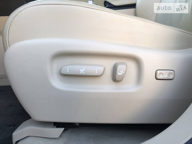 Позашляховик / Кросовер Lexus RX 2010 в Житомирі