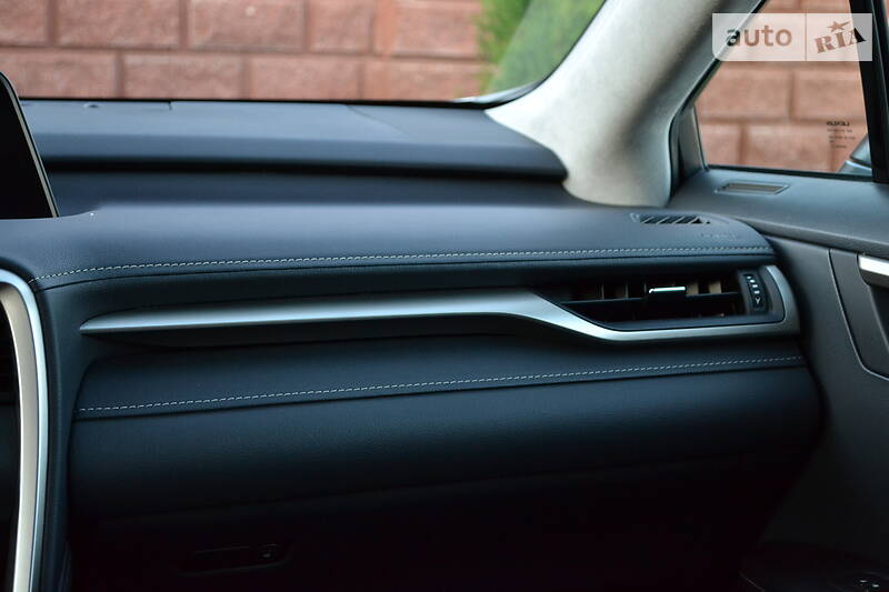 Позашляховик / Кросовер Lexus RX 2018 в Рівному фото 42 Позашляховик / Кросовер Lexus RX 2018 в Рівному