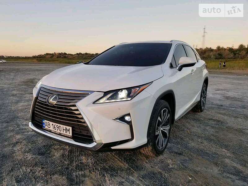 Позашляховик / Кросовер Lexus RX 2019 в 