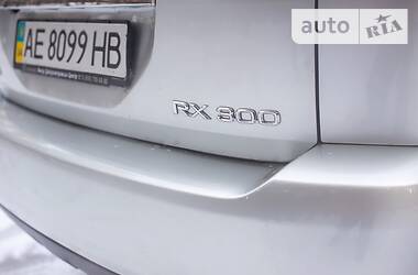 Внедорожник / Кроссовер Lexus RX 2003 в Днепре