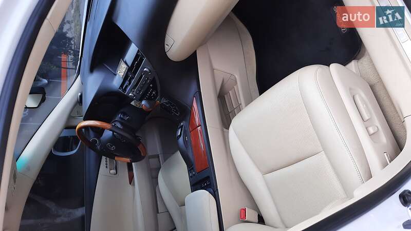 Хэтчбек Lexus RX 2010 в Одессе фото 11 Хэтчбек Lexus RX 2010 в Одессе