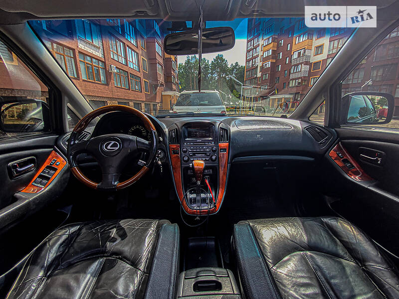 Универсал Lexus RX 2002 в Вараше фото 29 Универсал Lexus RX 2002 в Вараше