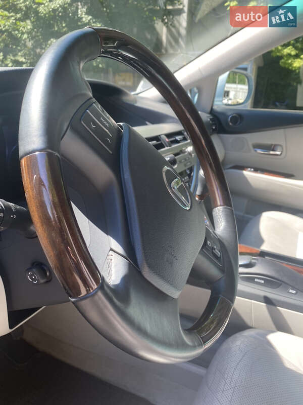 Внедорожник / Кроссовер Lexus RX 2010 в Днепре