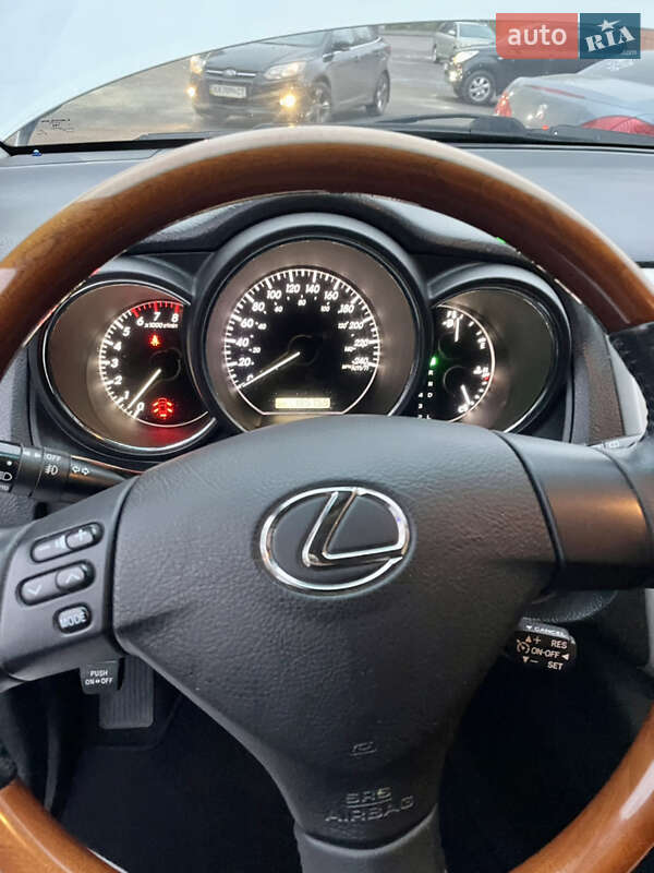 Позашляховик / Кросовер Lexus RX 2004 в Полтаві