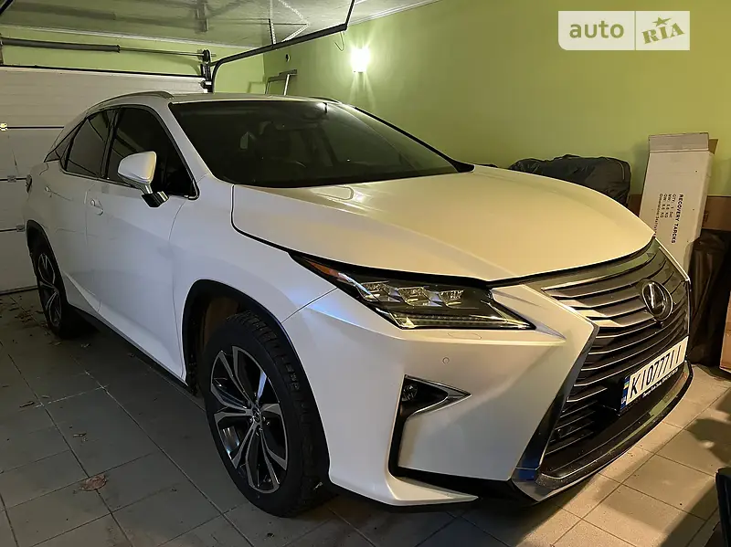 Lexus RX 2019