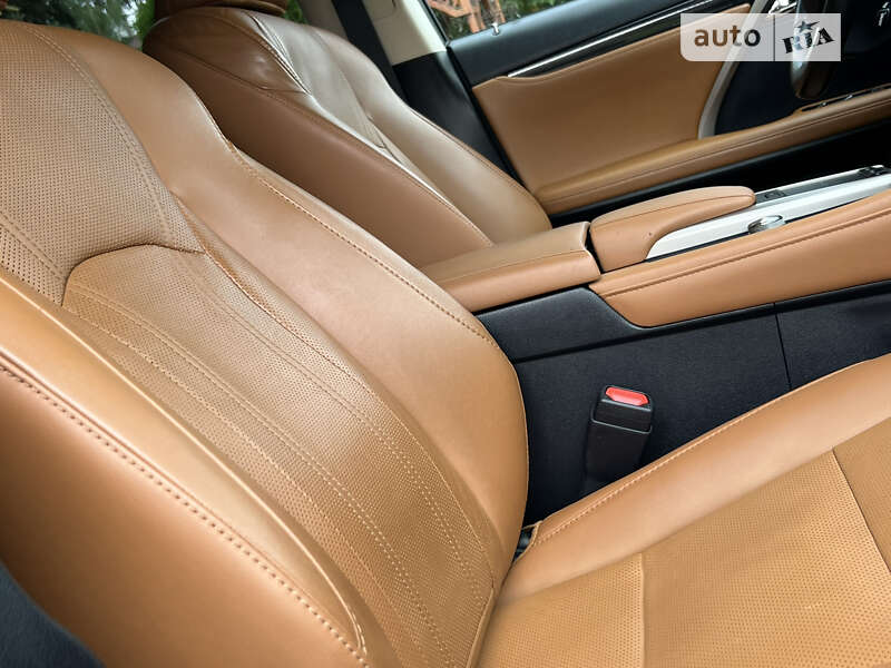 Внедорожник / Кроссовер Lexus RX 2019 в Трускавце