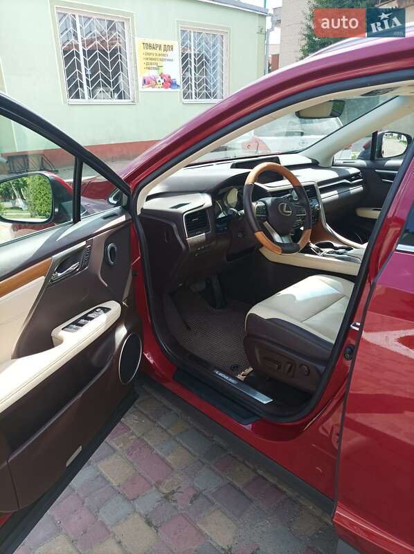 Внедорожник / Кроссовер Lexus RX 2018 в Липовце