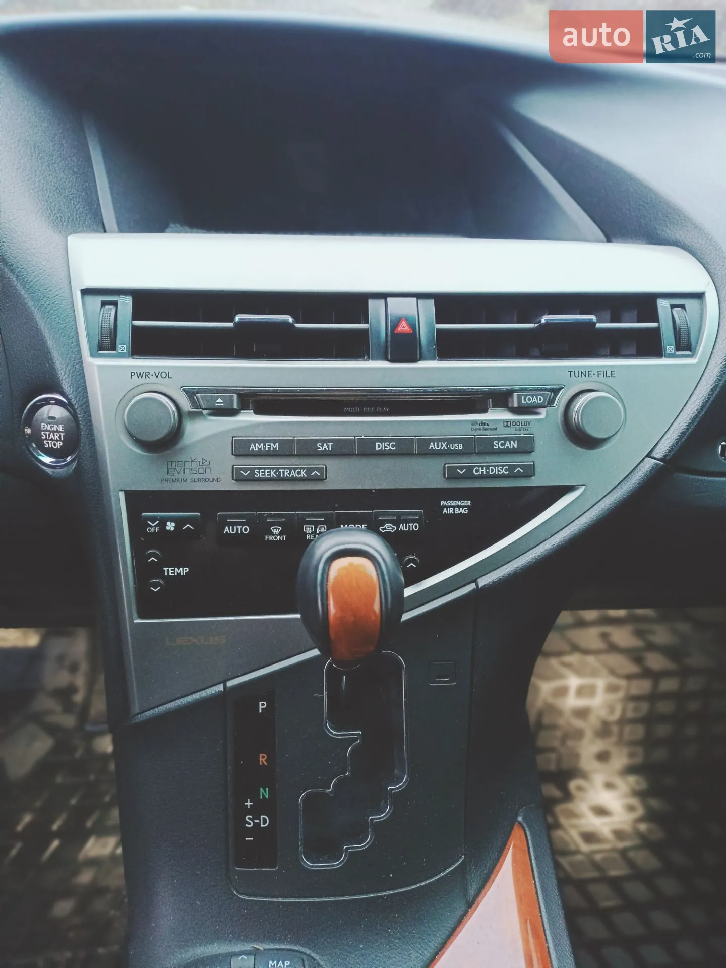 2010 Lexus RX - мініатюра 41