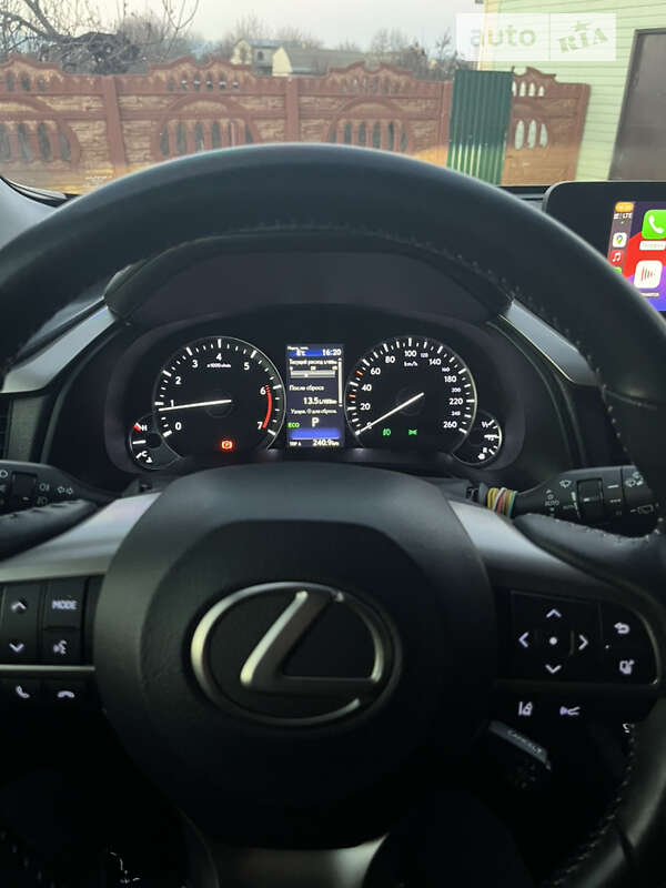 Внедорожник / Кроссовер Lexus RX 2018 в Первомайске