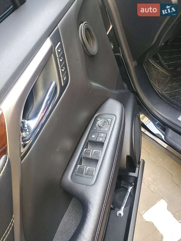 Внедорожник / Кроссовер Lexus RX 2016 в Черноморске