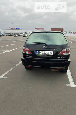 Внедорожник / Кроссовер Lexus RX 2003 в Одессе