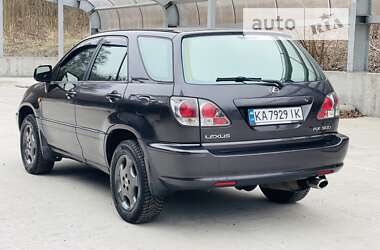 Внедорожник / Кроссовер Lexus RX 2002 в Киеве