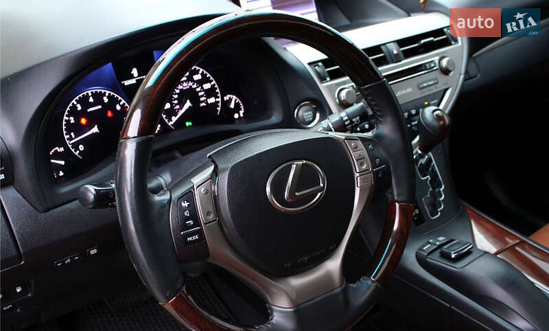 Внедорожник / Кроссовер Lexus RX 2015 в Черновцах