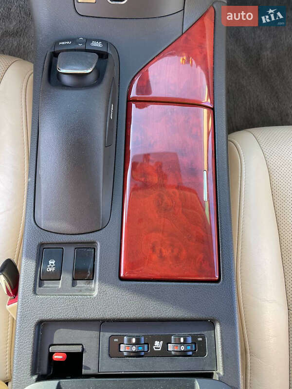 Внедорожник / Кроссовер Lexus RX 2011 в Днепре