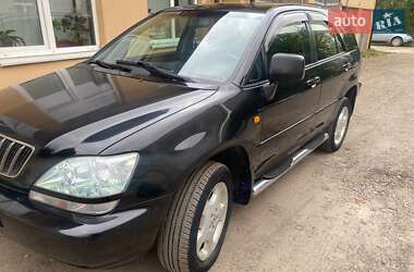 Внедорожник / Кроссовер Lexus RX 2002 в Львове