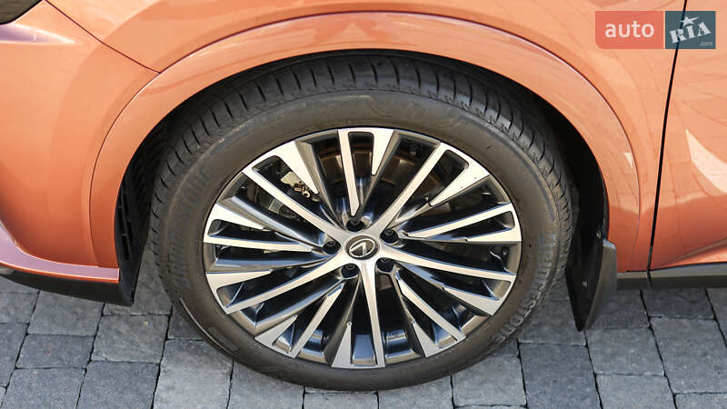 Позашляховик / Кросовер Lexus RX 2023 в Львові