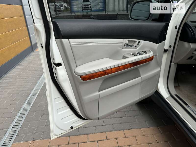 Внедорожник / Кроссовер Lexus RX 2006 в Белой Церкви