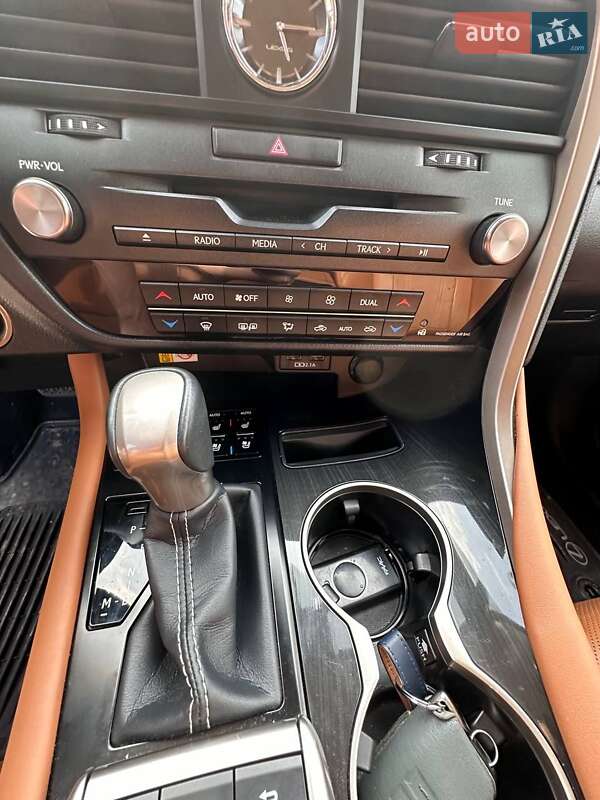 Внедорожник / Кроссовер Lexus RX 2021 в Самборе