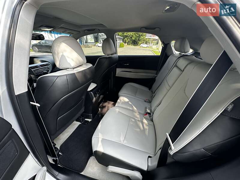 Внедорожник / Кроссовер Lexus RX 2013 в Черновцах