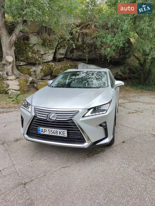 Lexus RX 2019
