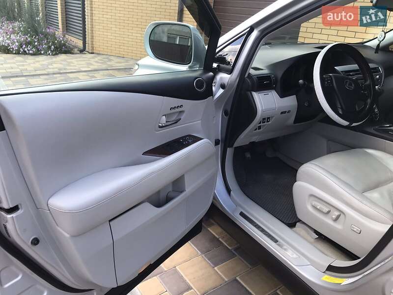 Внедорожник / Кроссовер Lexus RX 2010 в Измаиле