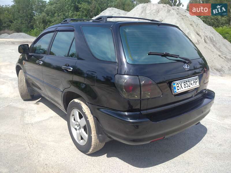 Внедорожник / Кроссовер Lexus RX 2002 в Славуте